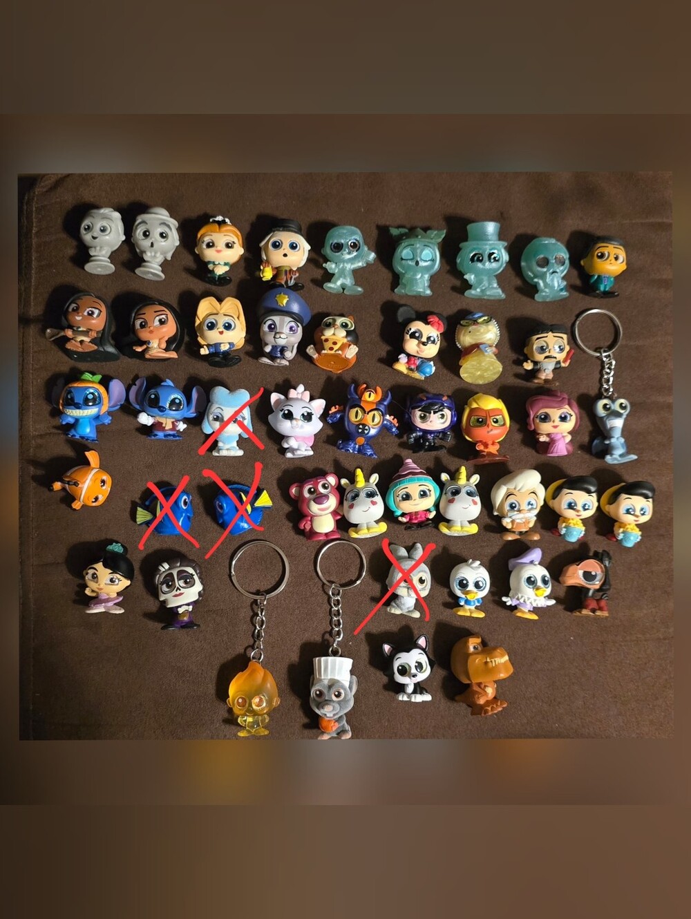 Disney Doorables Character Figurines & Keychains